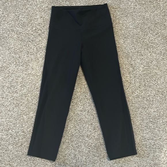 Old navy cropped leggings - Picture 1 of 3